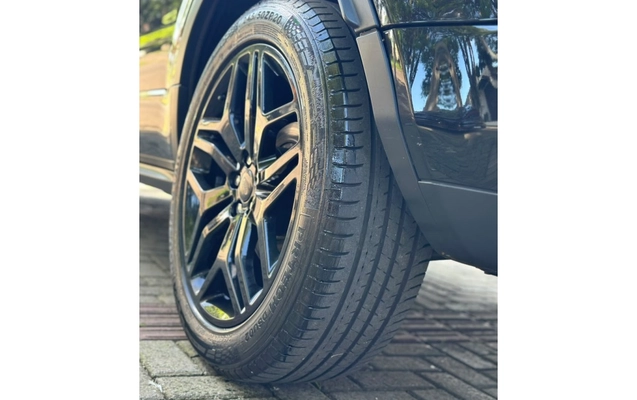imagem-https://www.socarrao.com.br/sc-vehicle-images-prod/4421193/1792669093811-5_065716.jpg