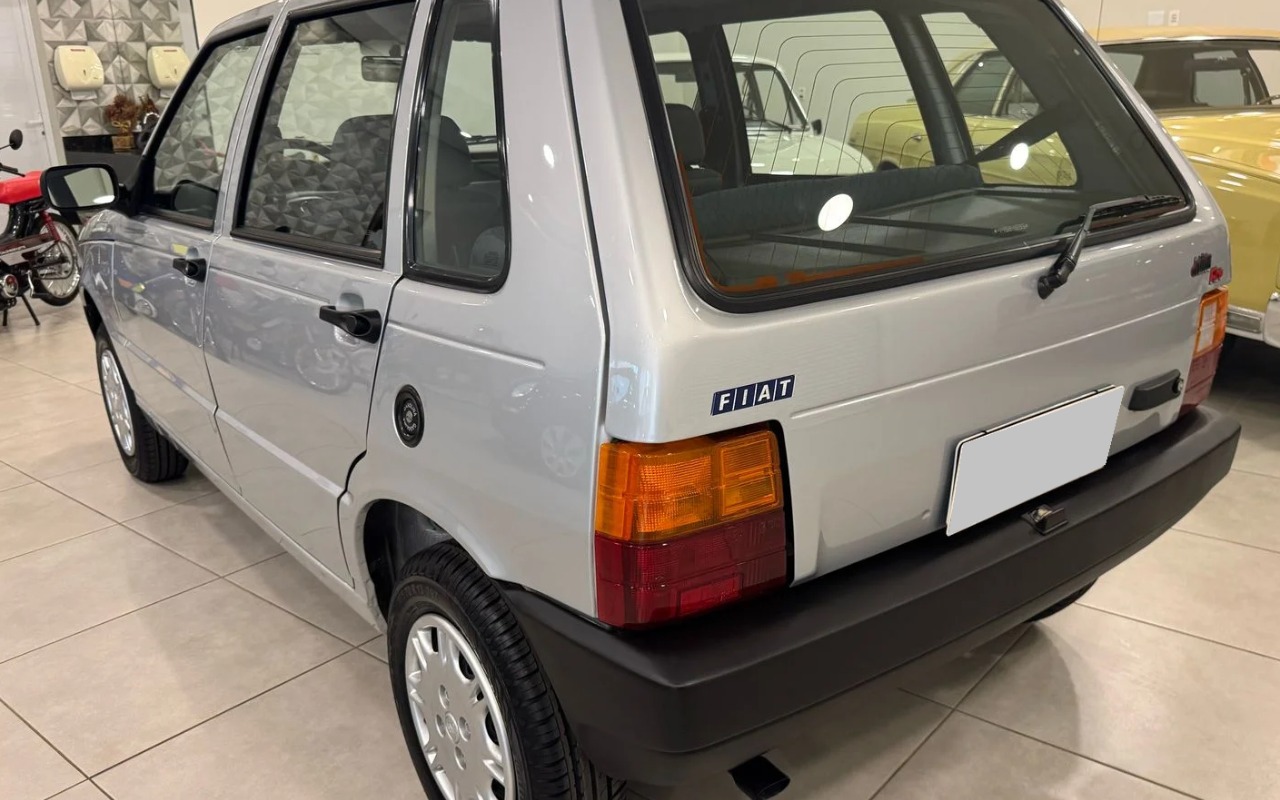 imagem-https://www.socarrao.com.br/sc-vehicle-images-prod/4421200/1792669978718-Mi5wbmc.png