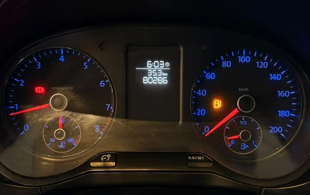 imagem-https://www.socarrao.com.br/sc-vehicle-images-prod/4421210/1792669745202-56f59bf5-f797-4222-ac45-99c91bb9020d.jpg