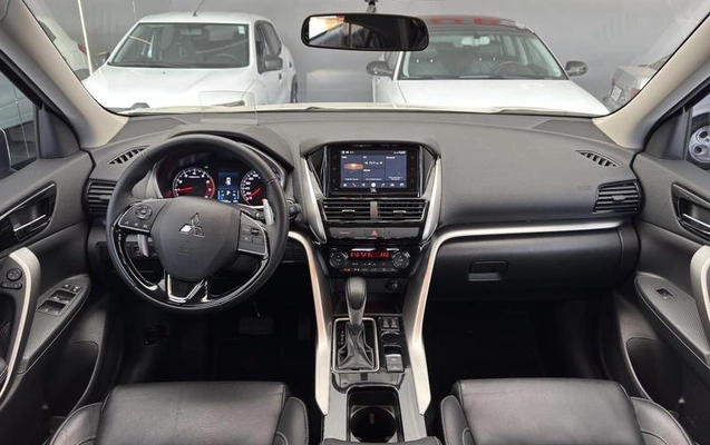 imagem-https://www.socarrao.com.br/sc-vehicle-images-prod/4421227/1792670181687-8588613_14_B_0f3d00c51b.jpeg