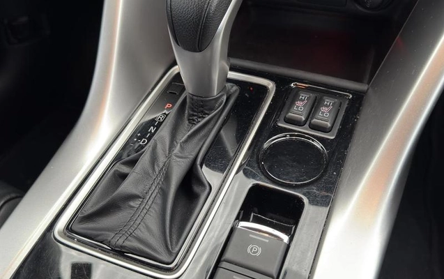 imagem-https://www.socarrao.com.br/sc-vehicle-images-prod/4421227/1792670181701-8588613_19_B_09e7604195.jpeg