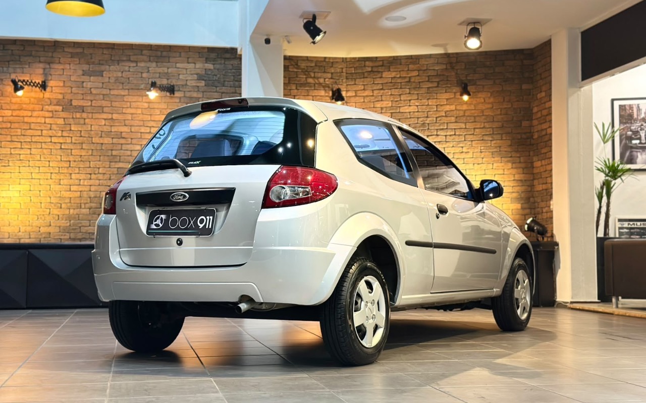 imagem-https://www.socarrao.com.br/sc-vehicle-images-prod/4421247/1792670759802-OGUzOWQyMDQtZTMyNy00ZjRlLTlkY2EtYzg0OGE2MWYyNTllLmpwZWc.jpeg