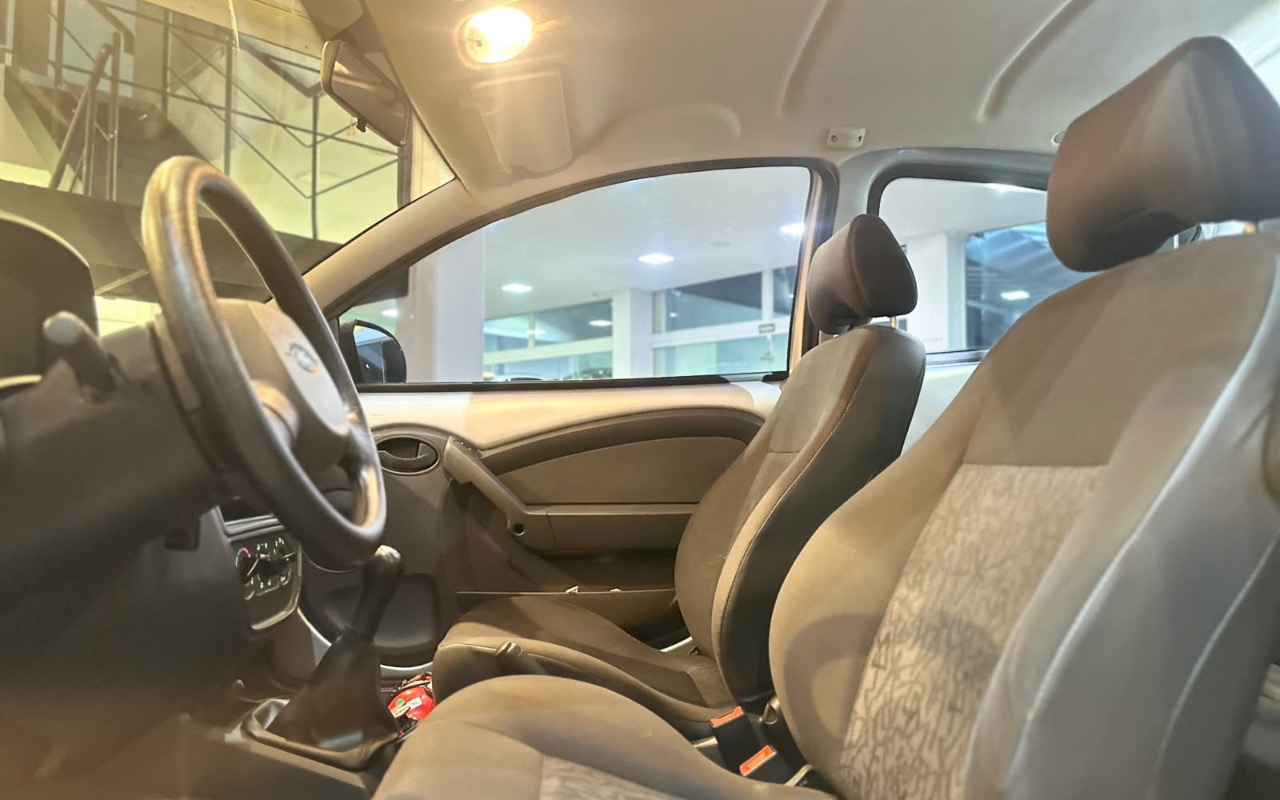 imagem-https://www.socarrao.com.br/sc-vehicle-images-prod/4421247/1792670760754-YjIwOWRmMjAtM2ZkNC00MDJhLTg1NTktNGQ1ZjM2OTkzOGY1LmpwZWc.jpeg