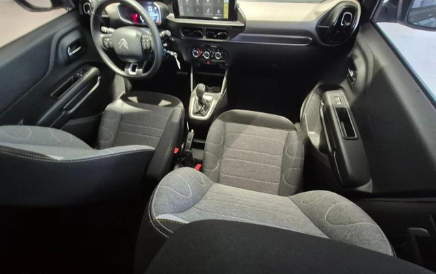 imagem-https://www.socarrao.com.br/sc-vehicle-images-prod/4421263/1792671102807-8335020_6_B_1522629112.jpeg