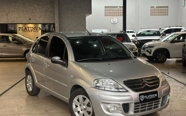 imagem-https://www.socarrao.com.br/sc-vehicle-images-prod/4421264/1792671103925-5fa1ea22f17042579918a9f52b756675_1792670839577.jpg