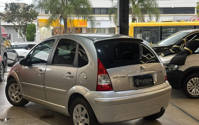 imagem-https://www.socarrao.com.br/sc-vehicle-images-prod/4421264/1792671103931-4824cd3d071f4e389c85ed09032afee1_1792670839599.jpg