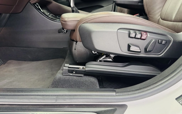 imagem-https://www.socarrao.com.br/sc-vehicle-images-prod/4421265/1792671106696-vehicle_image_1792670333_df5dd74557e7b45b4e3dfa9d1ec27aed.jpeg