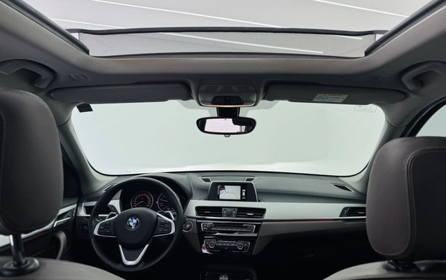 imagem-https://www.socarrao.com.br/sc-vehicle-images-prod/4421265/1792671106702-vehicle_image_1792670344_71be3ad9bec85bc907ba553eb044f926.jpeg