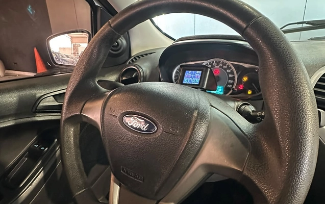 imagem-https://www.socarrao.com.br/sc-vehicle-images-prod/4421312/1792671363670-003_7a1c8a69b773a0d2d070368ec1d3180f.jpg