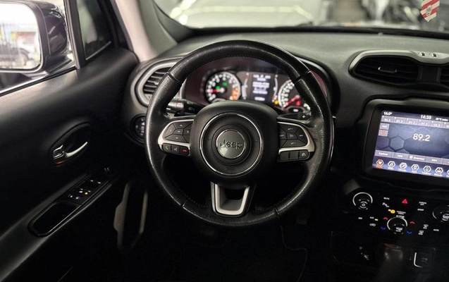 imagem-https://www.socarrao.com.br/sc-vehicle-images-prod/4421327/1792671451122-8587782_0_B_429e30521c.jpeg