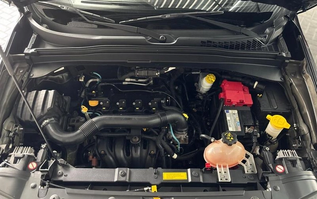imagem-https://www.socarrao.com.br/sc-vehicle-images-prod/4421327/1792671451134-8587782_13_B_226249a580.jpeg
