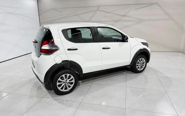 imagem-https://www.socarrao.com.br/sc-vehicle-images-prod/4421343/1792671552797-8569150_3_B_770b0456c2.jpeg