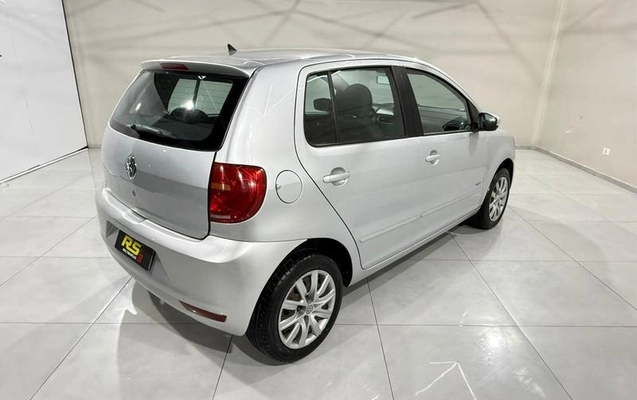 imagem-https://www.socarrao.com.br/sc-vehicle-images-prod/4421348/1792671580000-8064441_0_B_d1eb46ac4b.jpeg