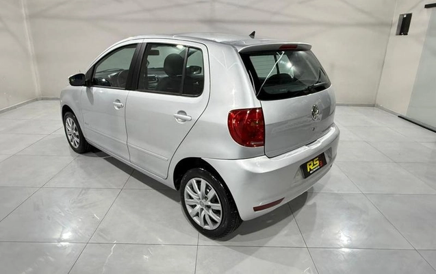 imagem-https://www.socarrao.com.br/sc-vehicle-images-prod/4421348/1792671580016-8064441_1_B_a96777391e.jpeg