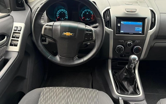 imagem-https://www.socarrao.com.br/sc-vehicle-images-prod/4421353/1792671582309-8492392_15_B_58db039eb6.jpeg