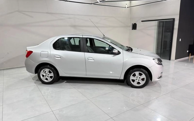 imagem-https://www.socarrao.com.br/sc-vehicle-images-prod/4421354/1792671583190-8494346_12_B_b8e3a13a6a.jpeg