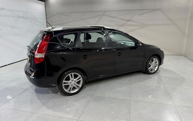 imagem-https://www.socarrao.com.br/sc-vehicle-images-prod/4421356/1792671584677-8504539_5_B_6f1c5eaff7.jpeg