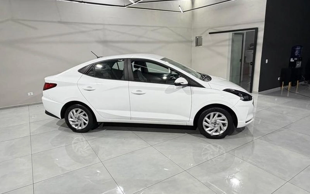 imagem-https://www.socarrao.com.br/sc-vehicle-images-prod/4421359/1792671587816-8528364_8_B_773d06bd52.jpeg