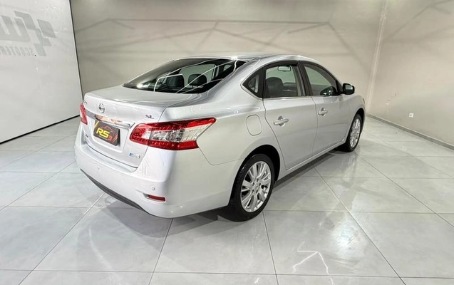 imagem-https://www.socarrao.com.br/sc-vehicle-images-prod/4421362/1792671590594-8562301_0_B_6bd972647a.jpeg