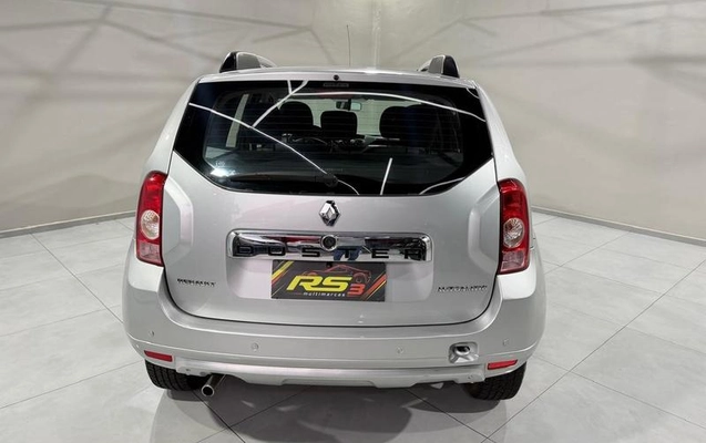 imagem-https://www.socarrao.com.br/sc-vehicle-images-prod/4421364/1792671592882-8573399_13_B_1e48c859d8.jpeg