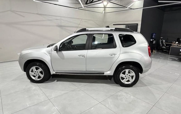 imagem-https://www.socarrao.com.br/sc-vehicle-images-prod/4421364/1792671592884-8573399_0_B_c6a4be7854.jpeg