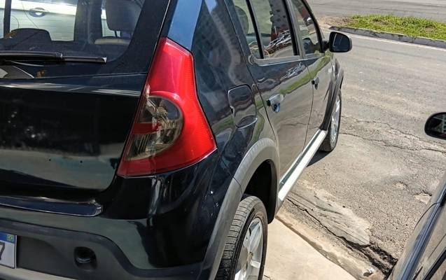 imagem-https://www.socarrao.com.br/sc-vehicle-images-prod/4421393/1792671790181-U2FuZGVybyA0LmpwZWc.jpeg