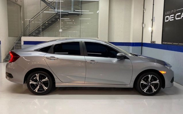 imagem-https://www.socarrao.com.br/sc-vehicle-images-prod/4421394/1792671801806-SE9OREEgQ0lWSUMgRVhMIENWVCAgLSAyMDE4IC0gUFJBVEEgLSBCQ0w0OTk4ICg3KS5qcGc.jpg