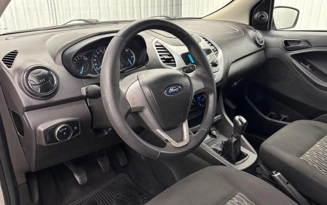 imagem-https://www.socarrao.com.br/sc-vehicle-images-prod/4421411/1792691130035-8567347_14_B_8ebf03f034.jpeg