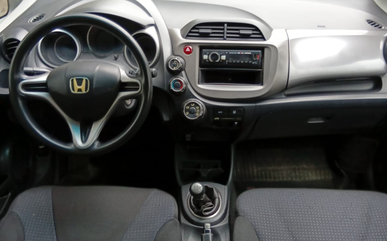 imagem-https://www.socarrao.com.br/sc-vehicle-images-prod/4421414/1792672250758-Rml0IDEuMTAuanBlZw.jpeg