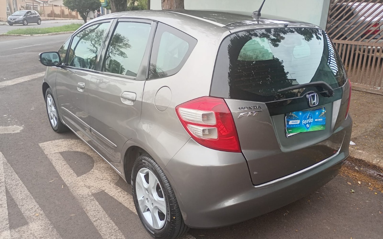 imagem-https://www.socarrao.com.br/sc-vehicle-images-prod/4421414/1792672250901-Rml0IDEuMyAtIENvcGlhLmpwZWc.jpeg
