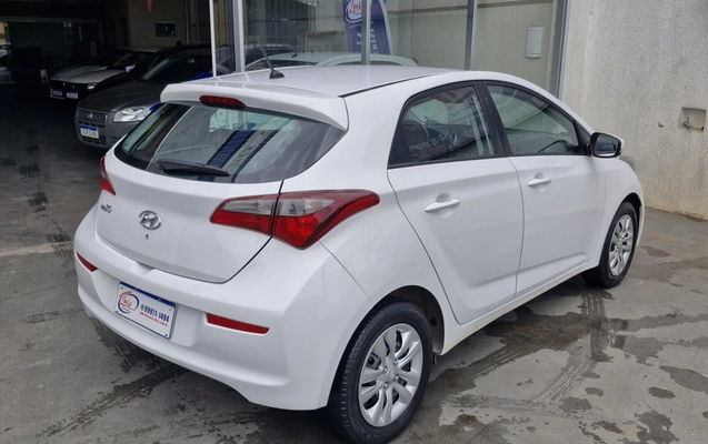 imagem-https://www.socarrao.com.br/sc-vehicle-images-prod/4421416/1792672251058-NS5qcGVn.jpeg