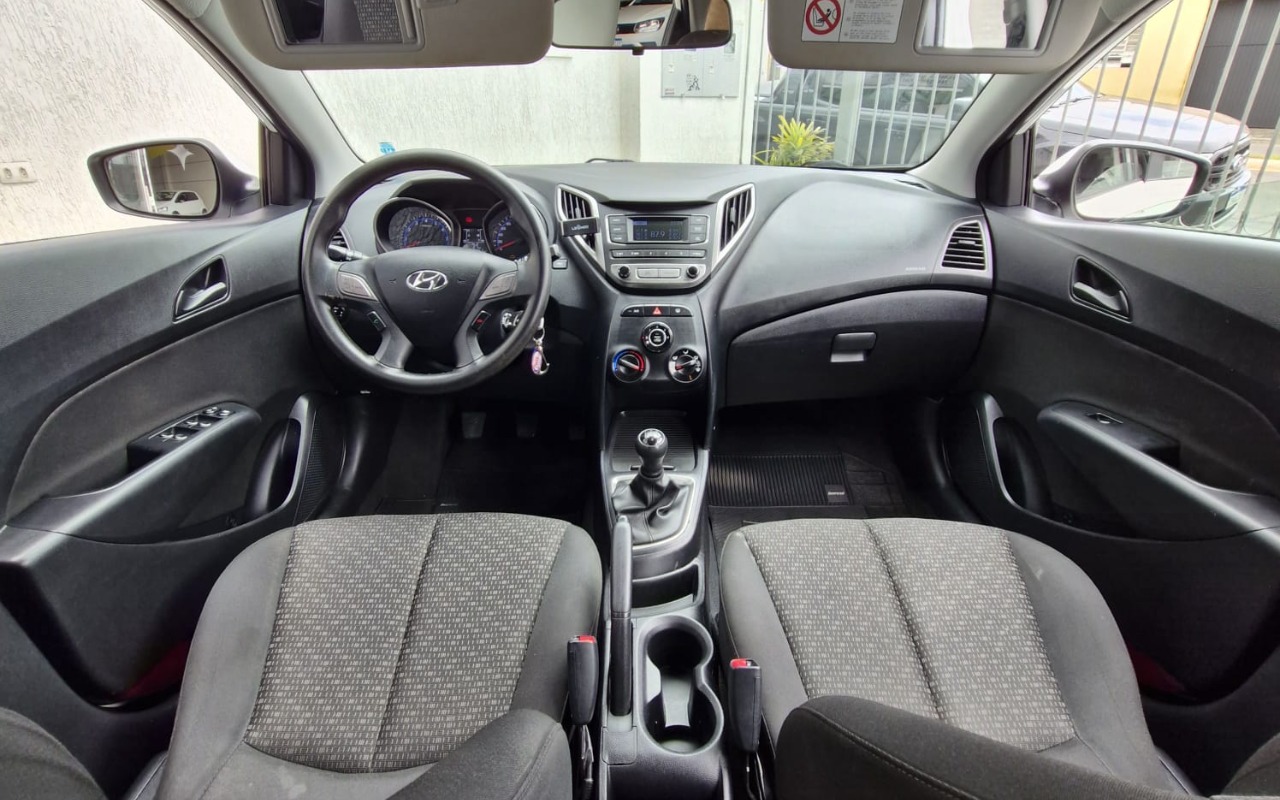 imagem-https://www.socarrao.com.br/sc-vehicle-images-prod/4421416/1792672251536-MTAuanBlZw.jpeg