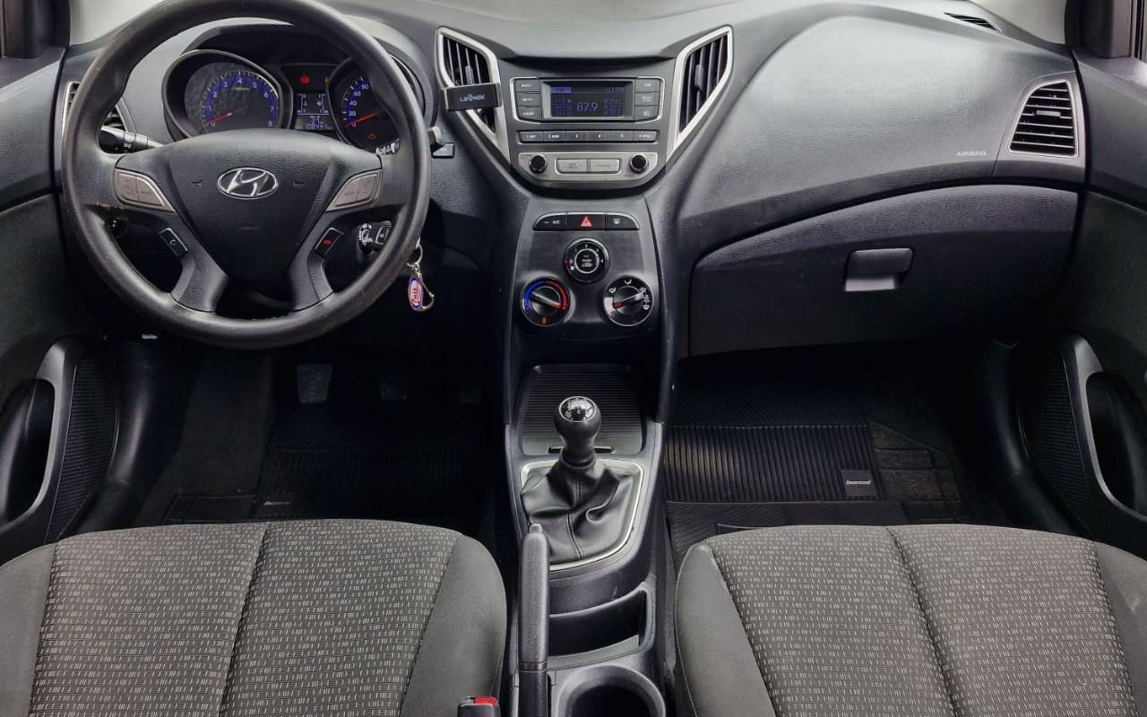 imagem-https://www.socarrao.com.br/sc-vehicle-images-prod/4421416/1792672252697-MjMuanBlZw.jpeg
