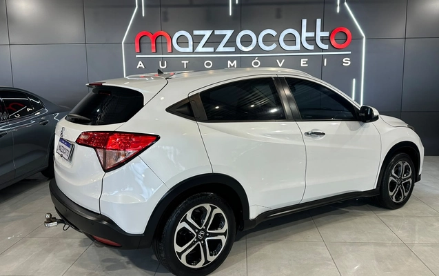 imagem-https://www.socarrao.com.br/sc-vehicle-images-prod/4421433/1792672384039-003_d8c340aa02b5ac57b963bd3a1b0d70bb.jpg