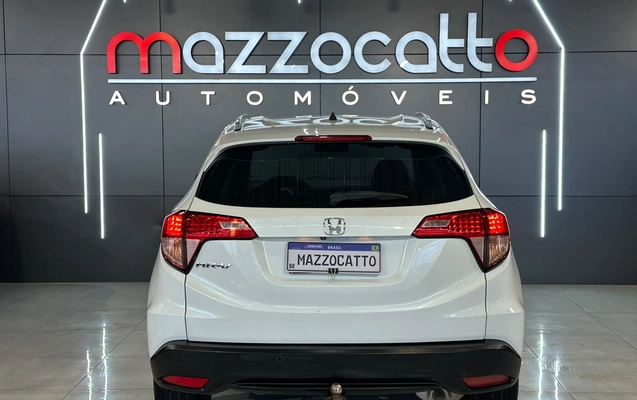 imagem-https://www.socarrao.com.br/sc-vehicle-images-prod/4421433/1792672384041-003_ce577de9e1fada34d7bfa89b5262dad7.jpg