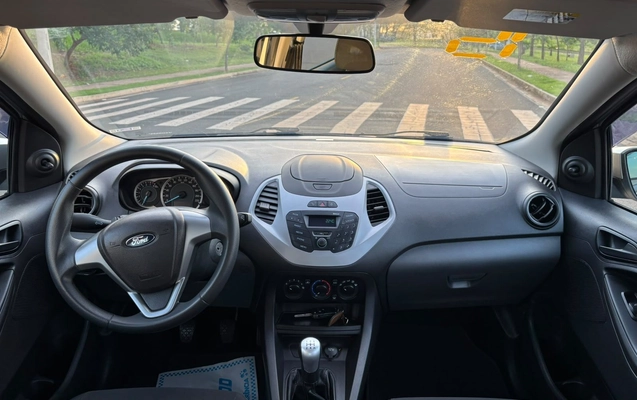 imagem-https://www.socarrao.com.br/sc-vehicle-images-prod/4421455/1792672462617-24caeb353b9249df9c73d236299303a3_1792667158535.jpg