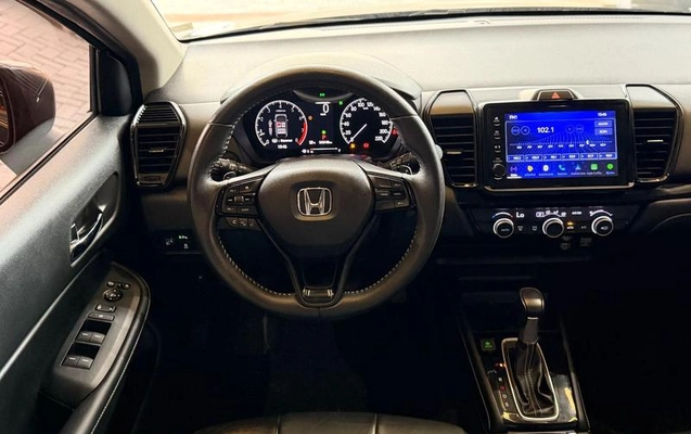 imagem-https://www.socarrao.com.br/sc-vehicle-images-prod/4421529/1792673028109-8594095_0_B_27a15bf4fb.jpeg