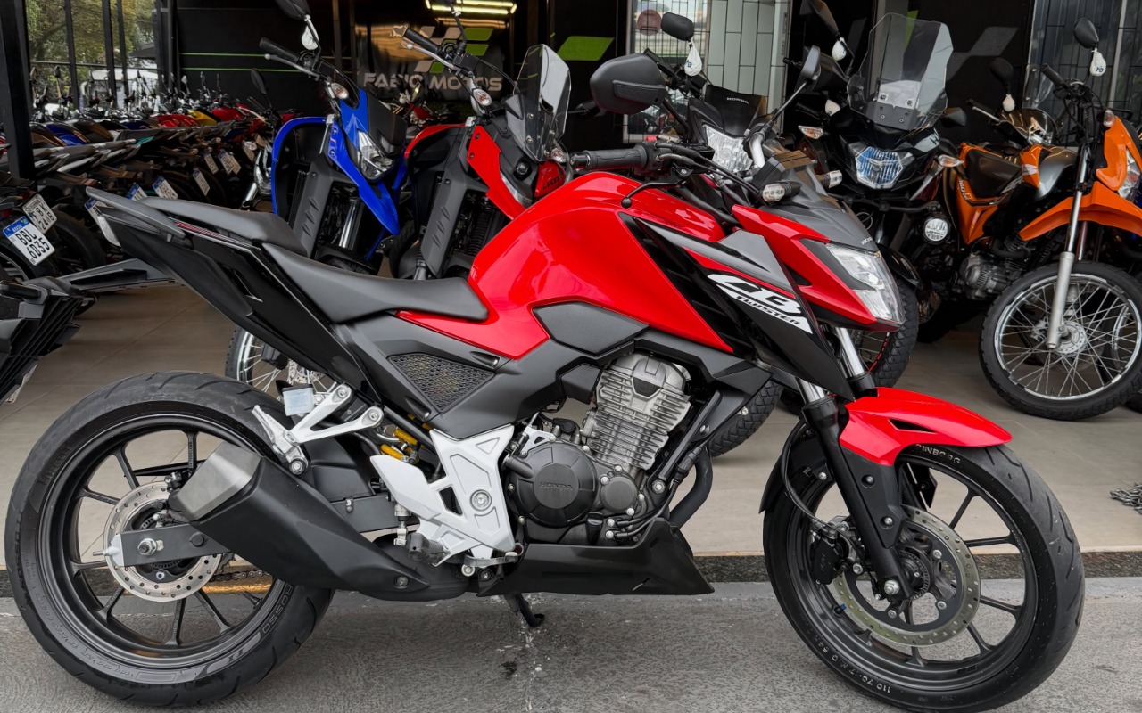 imagem-https://www.socarrao.com.br/sc-vehicle-images-prod/4421537/1792673079658-ODYwMjYyNTI3XzE4MTI4ODQ4ODE2ODQyMjQ4XzE2NzQ4Nzg5NDMzODc2MzExNzFfbi5qcGc.jpg