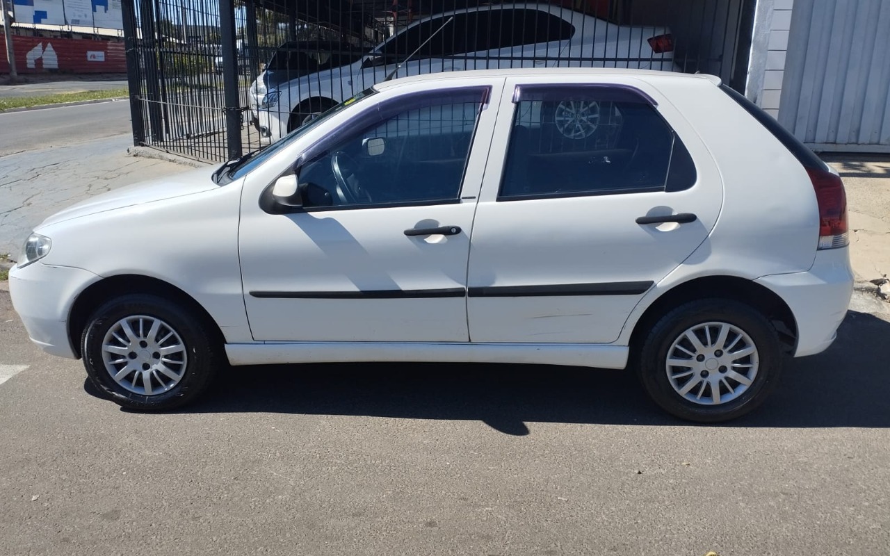 Fiat Palio 2011 Branco — foto 1 de 3