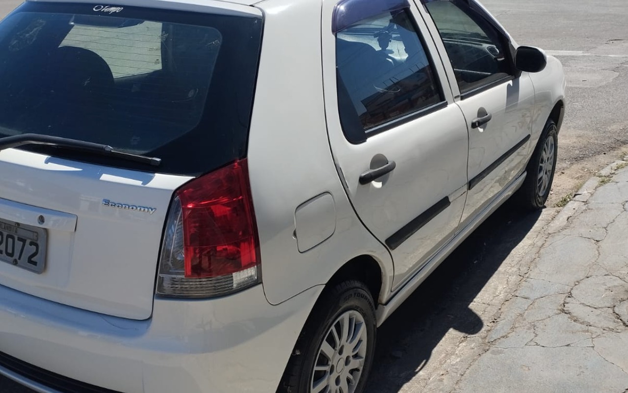imagem-https://www.socarrao.com.br/sc-vehicle-images-prod/4421631/1792673784857-UGFsaW8zLmpwZWc.jpeg