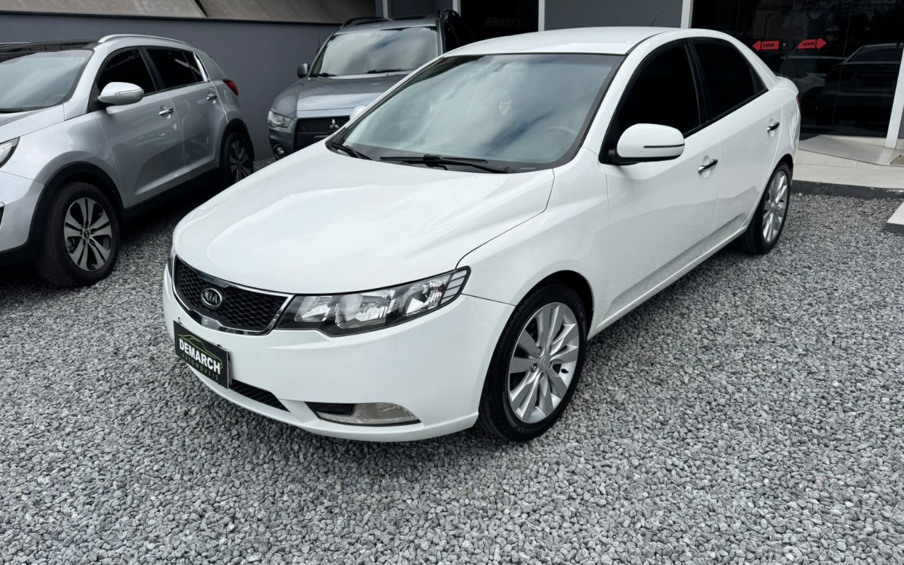imagem-https://www.socarrao.com.br/sc-vehicle-images-prod/4421642/1792673867794-V2hhdHNBcHAgSW1hZ2UgMjAyNi0xMC0yMCBhdCAxNi4wNS4zOCAoMSkuanBlZw.jpeg
