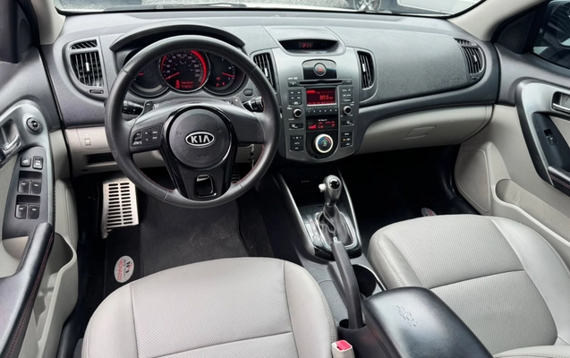 imagem-https://www.socarrao.com.br/sc-vehicle-images-prod/4421642/1792673868032-V2hhdHNBcHAgSW1hZ2UgMjAyNi0xMC0yMCBhdCAxNi4wNS4zOS5qcGVn.jpeg