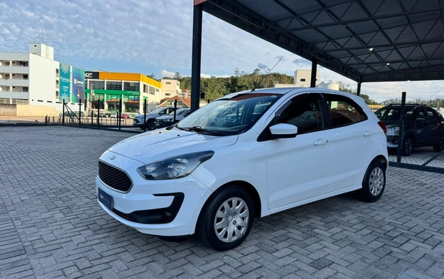 imagem-https://www.socarrao.com.br/sc-vehicle-images-prod/4421711/1792674162251-28a147f2-fefd-448c-8dbd-2d970c74caf0.jpg
