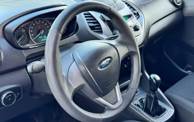 imagem-https://www.socarrao.com.br/sc-vehicle-images-prod/4421711/1792674162259-0a23d2fd-1805-4491-9742-a8f41c488e8c.jpg