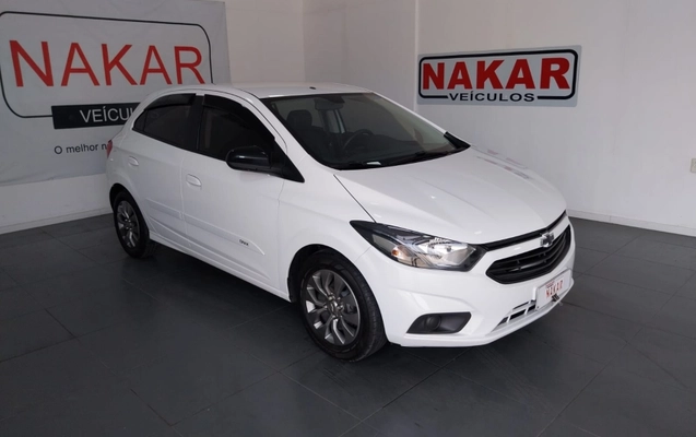 imagem-https://www.socarrao.com.br/sc-vehicle-images-prod/4421717/1792695382984-9wlmkFE3cIMgsmISjFcBG6NxPVikIpR4.jpg