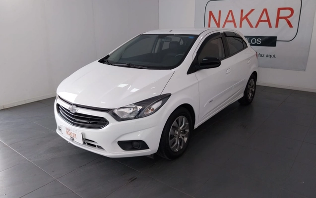 imagem-https://www.socarrao.com.br/sc-vehicle-images-prod/4421717/1792695382990-3oK1dcHVEwhwaqvjwSB9A3xqqOLCPBb1.jpg