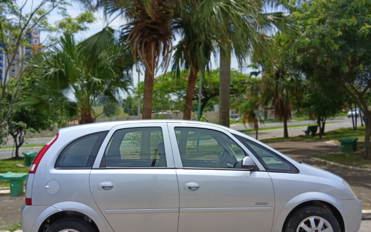 Chevrolet Meriva 2008 Prata — foto 1 de 3
