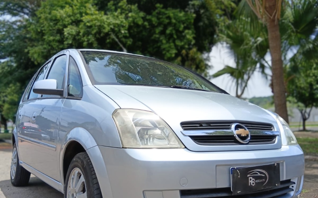 imagem-https://www.socarrao.com.br/sc-vehicle-images-prod/4421729/1792674268638-TWVyaXZhMTAuanBlZw.jpeg