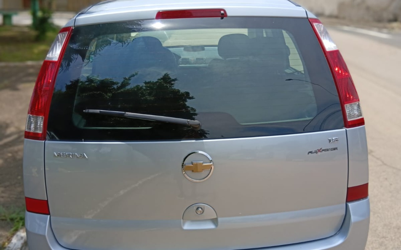 imagem-https://www.socarrao.com.br/sc-vehicle-images-prod/4421729/1792674269265-TWVyaXZhOC5qcGVn.jpeg