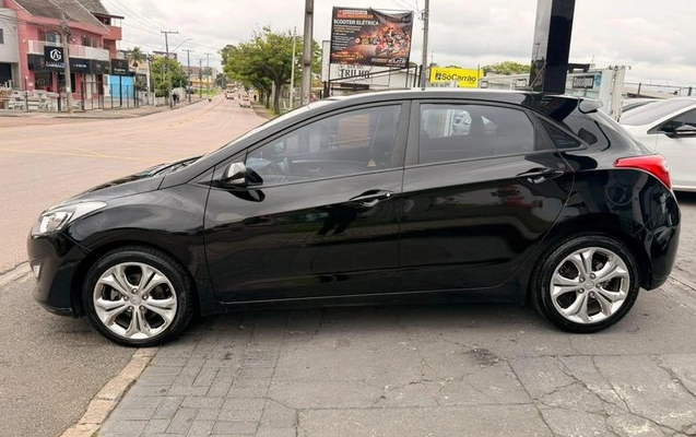 imagem-https://www.socarrao.com.br/sc-vehicle-images-prod/4421732/1792674288412-8590791_3_B_982b40a244.jpeg
